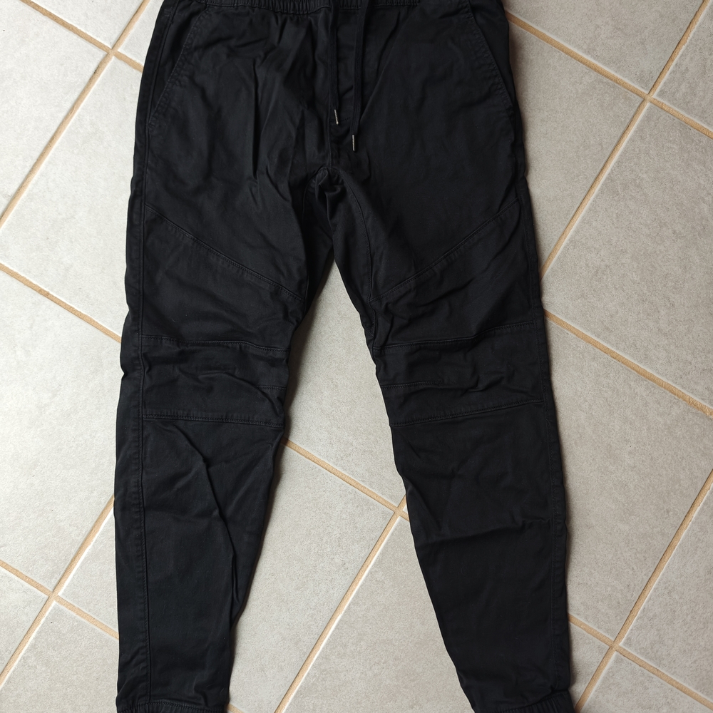 Hollister Men's Black Chino Jogger Pants